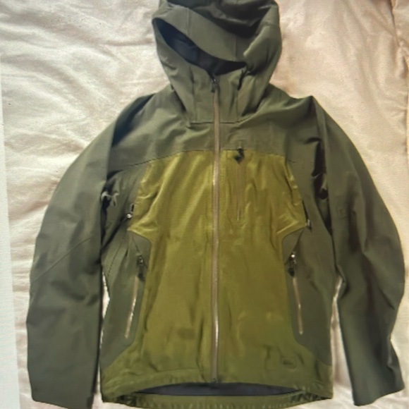 REI Other - REI Rain Jacket